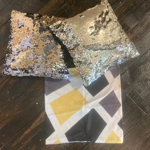 LAST CHANCE Sequin Pillows (2) w/ free pillow cover!!!